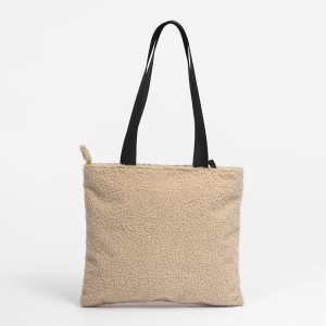 TKS20211102B 2021 New design fashion female sherpa hand bag