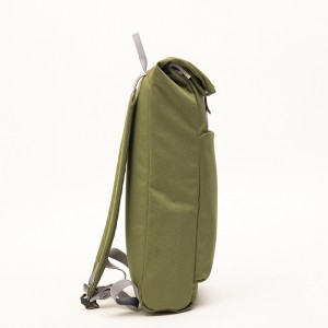 Fashion and leisure new design simple backpack with large capacity